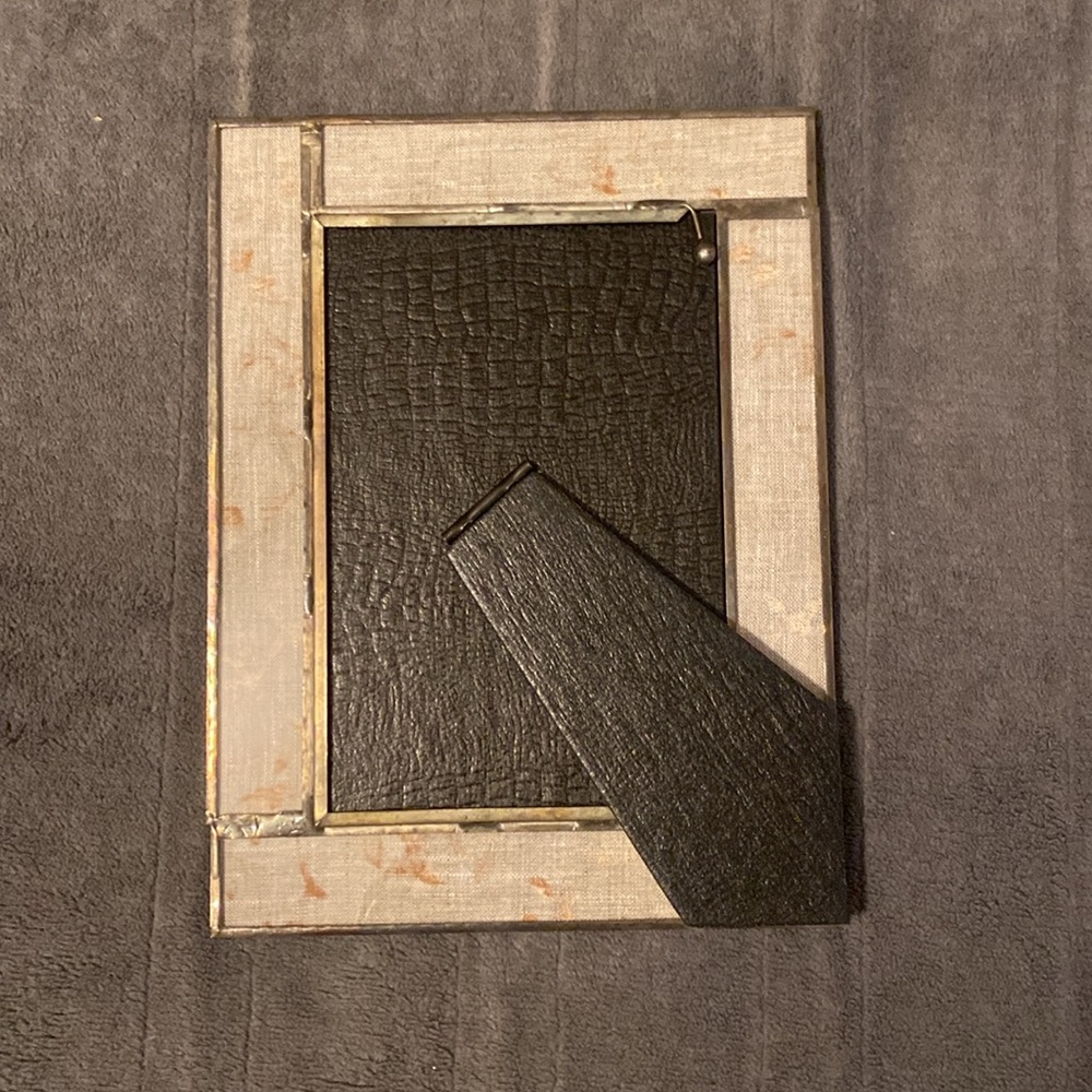 Handcrafted glass & metal picture frame. New in box. - Picture 2 of 5